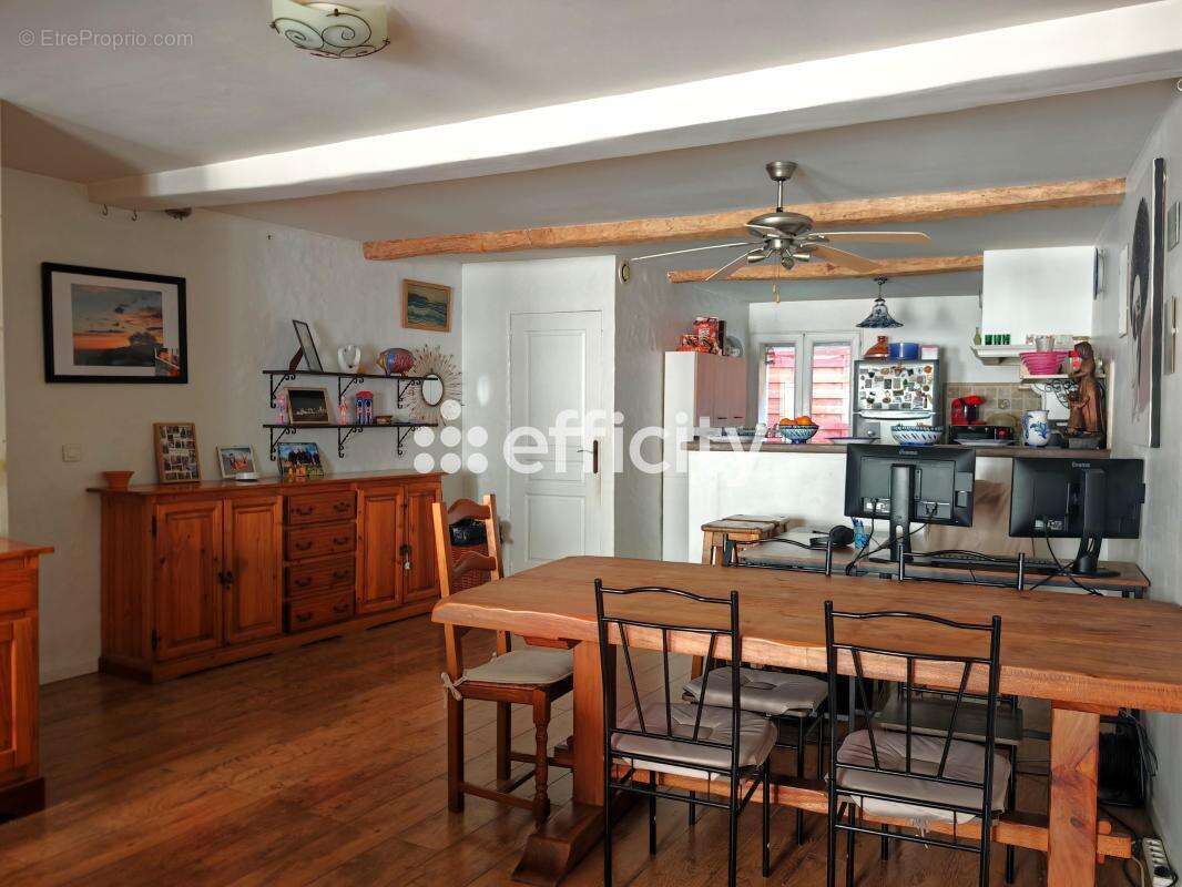 Maison à CORBERE-LES-CABANES