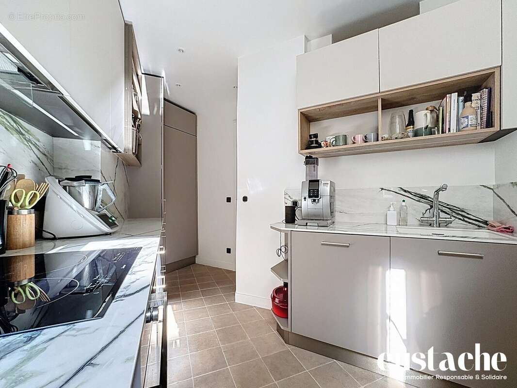 Appartement à PARIS-9E