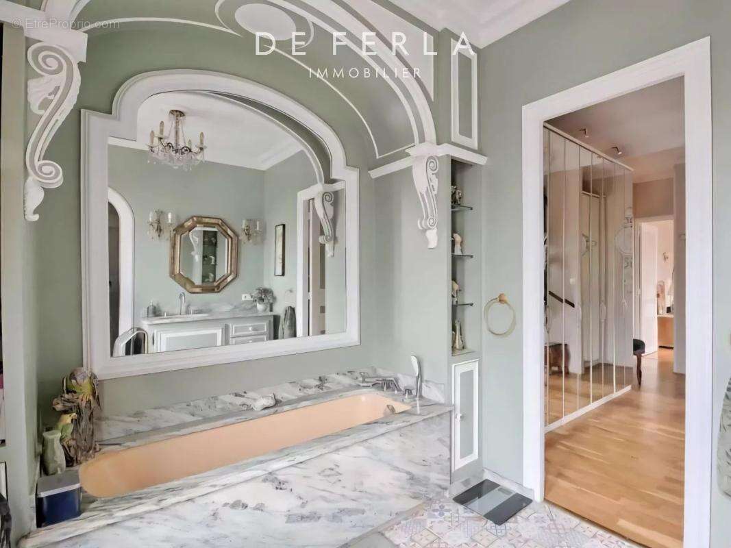 Maison à SAINT-MAUR-DES-FOSSES