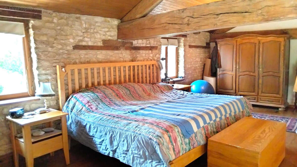 MEZZA - Maison à CELLEFROUIN