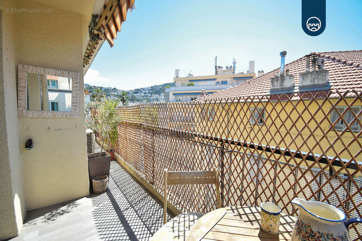 Appartement à NICE
