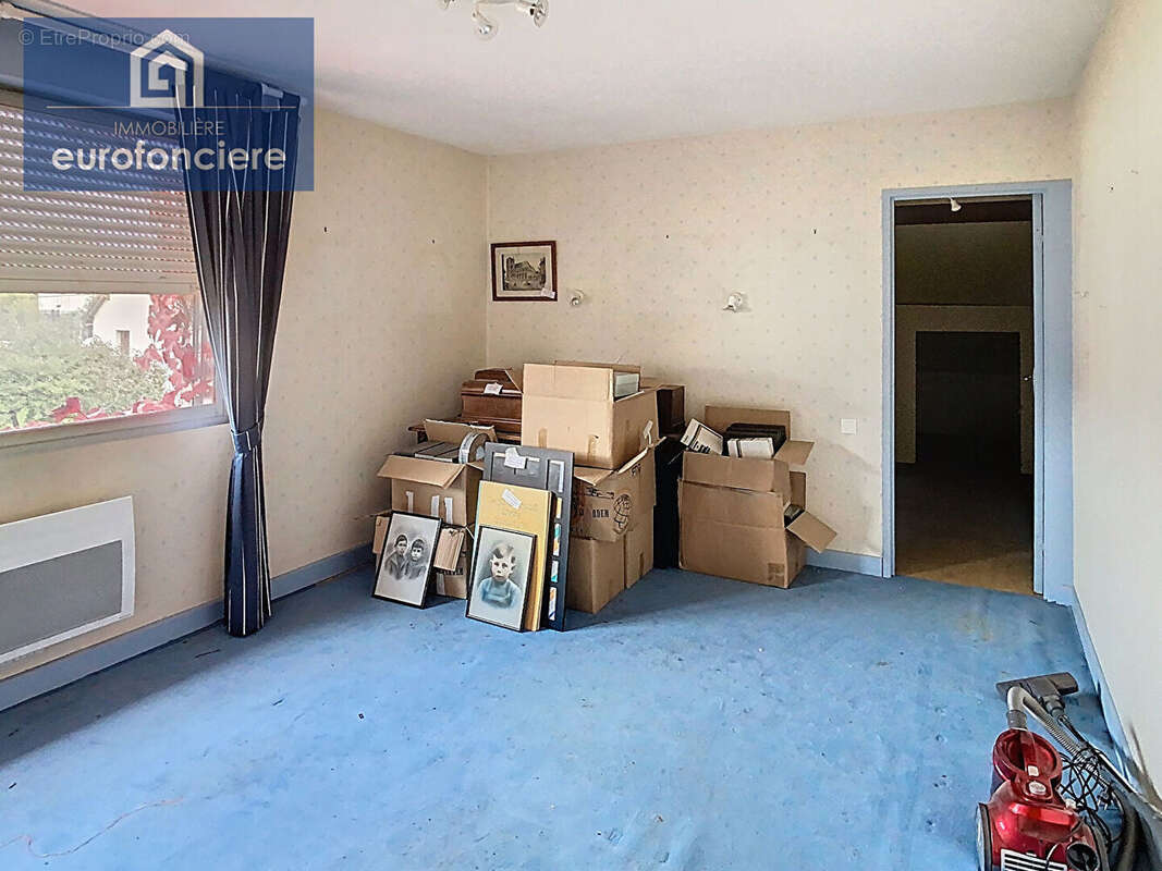 Maison à AIX-EN-OTHE