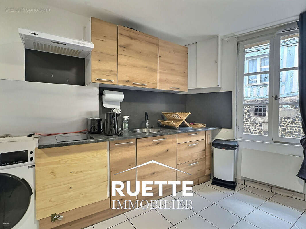 Immeuble Honfleur 6 pièce(s) 105 m2 - photo 3