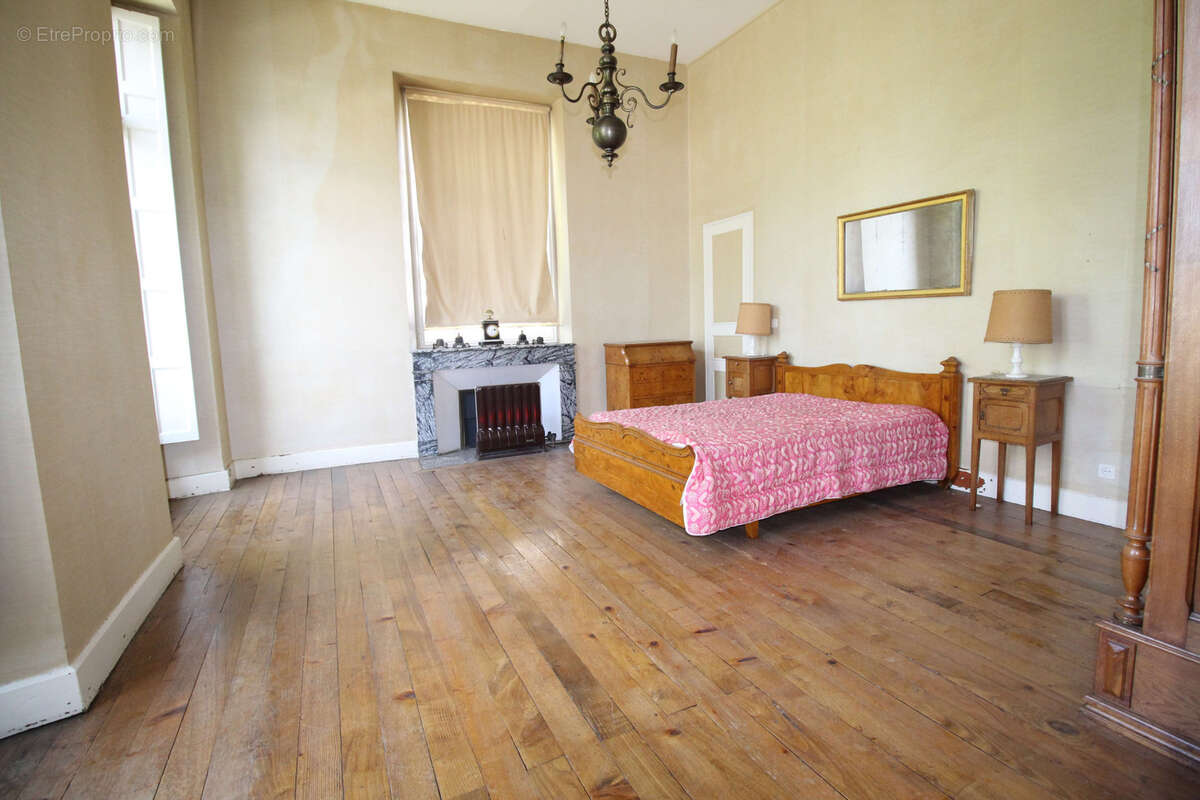 Appartement à BAGNERES-DE-LUCHON