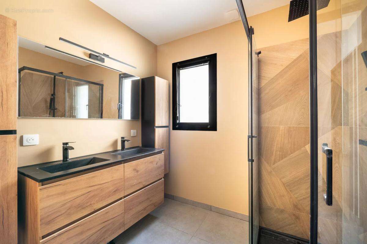 Maison à MARSEILLE-16E