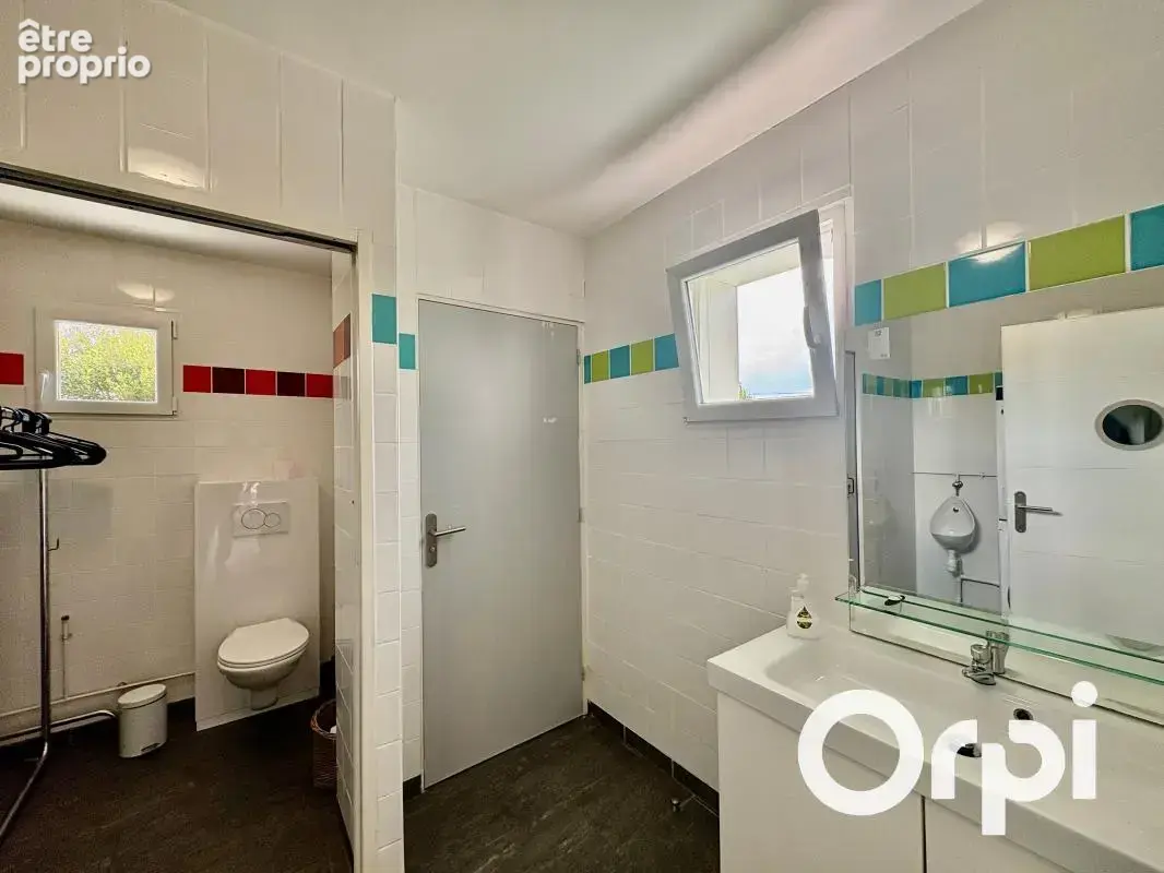  orpi calais – une opportunité rare pour donner vie à vos projets professionnels !  - photo 10