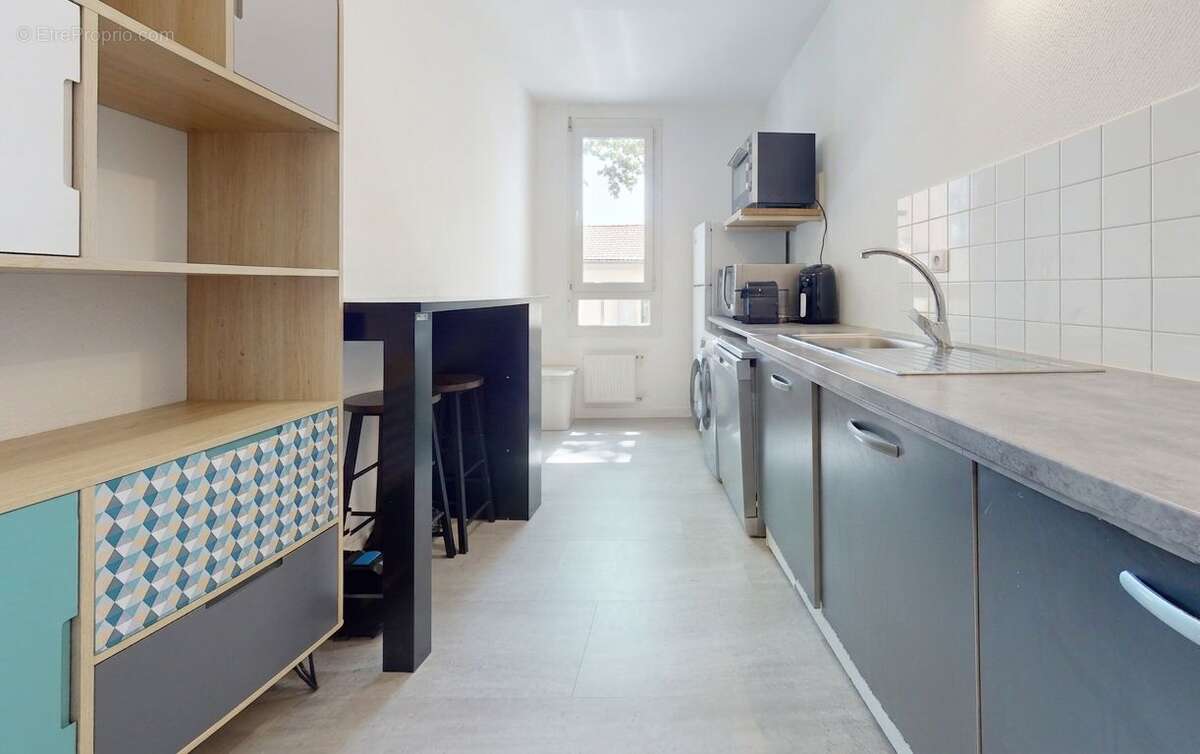 À vendre – Superbe T2 avec terrasse, garage et cave – Lyon 3e, Rue Louise - photo 5