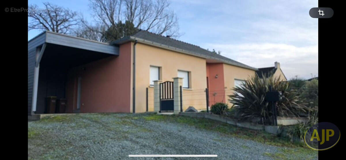 Maison à PLESSE