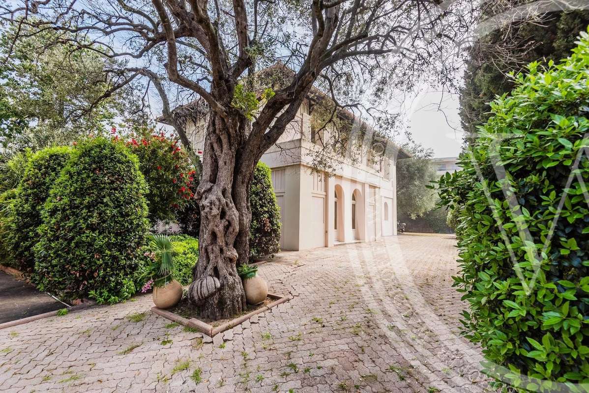 Maison à ROQUEBRUNE-CAP-MARTIN