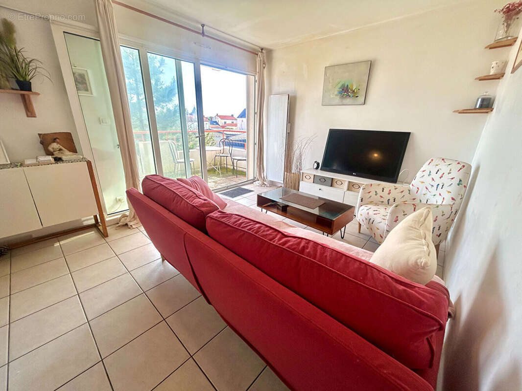 Appartement à FOURAS