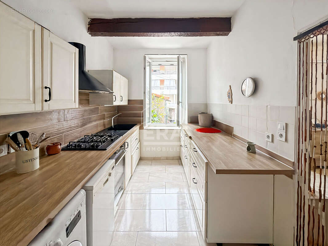 Appartement à MARSEILLE-15E