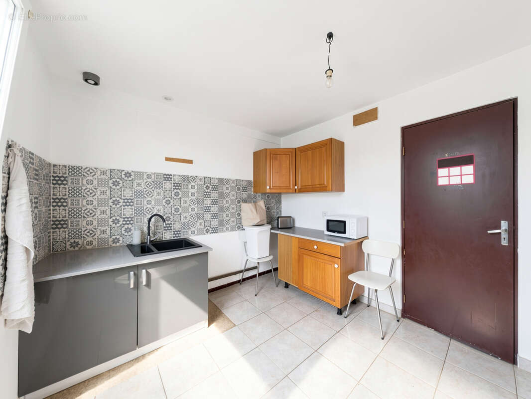 Maison à PEYROLLES-EN-PROVENCE