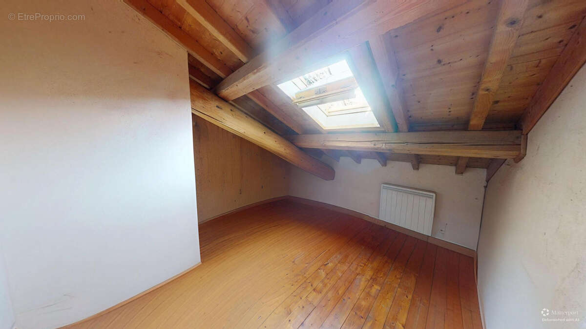 Maison en pierre de 177 m2 terrain de 130 m2 sur les hauteur de Bas en Basset - photo 12