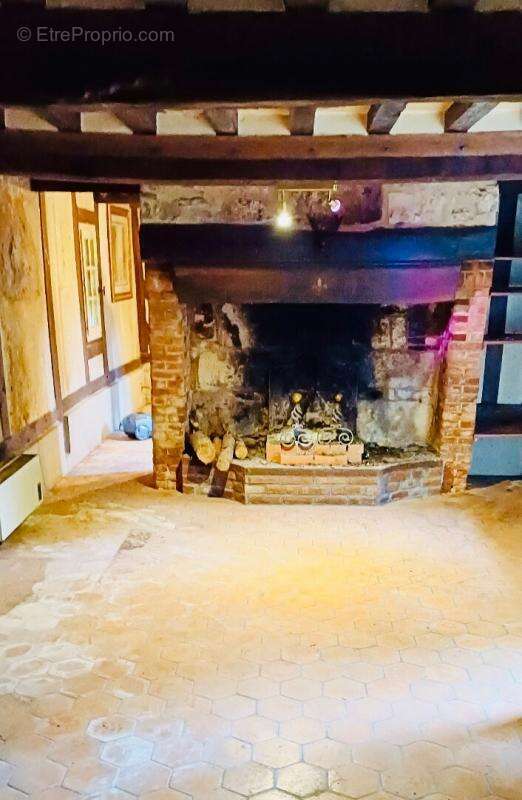 Maison à PONT-L&#039;EVEQUE