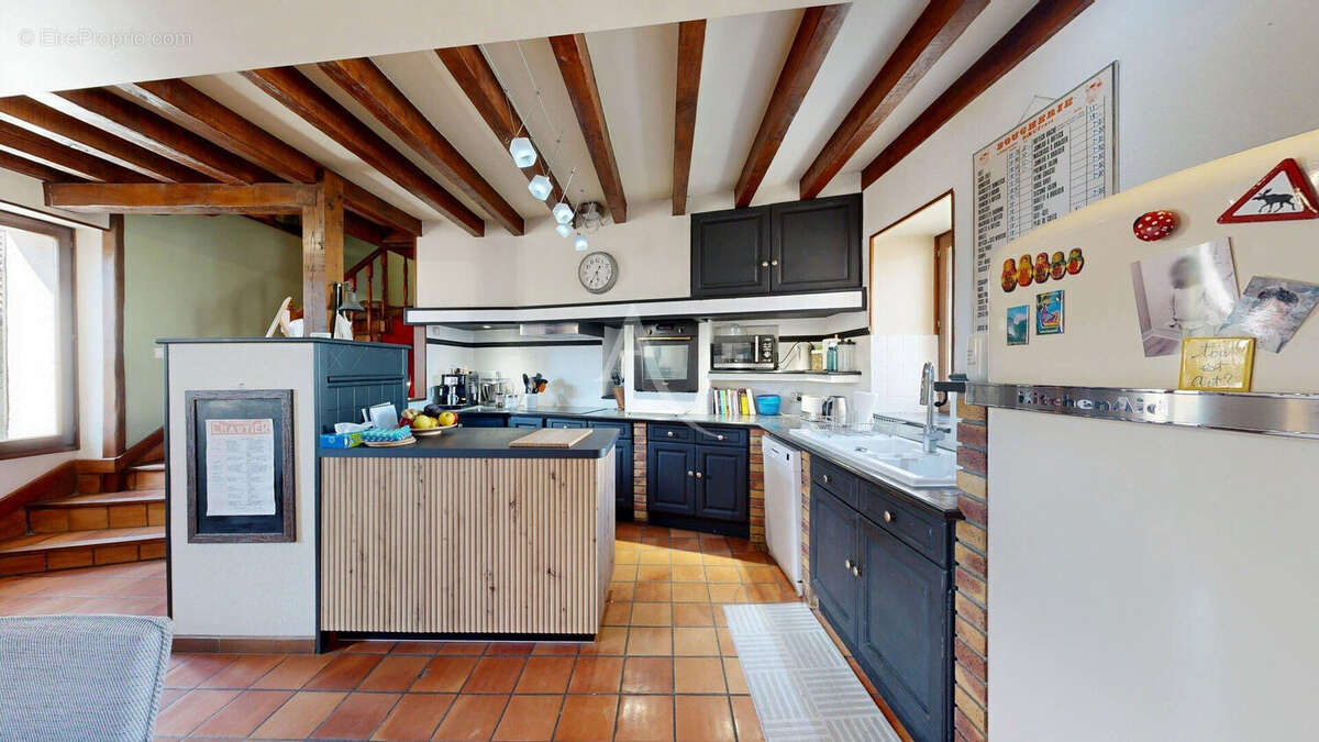 Maison de ville pleine de charme à Boissy-l'Aillerie  Exclusivité l'Adresse - photo 5