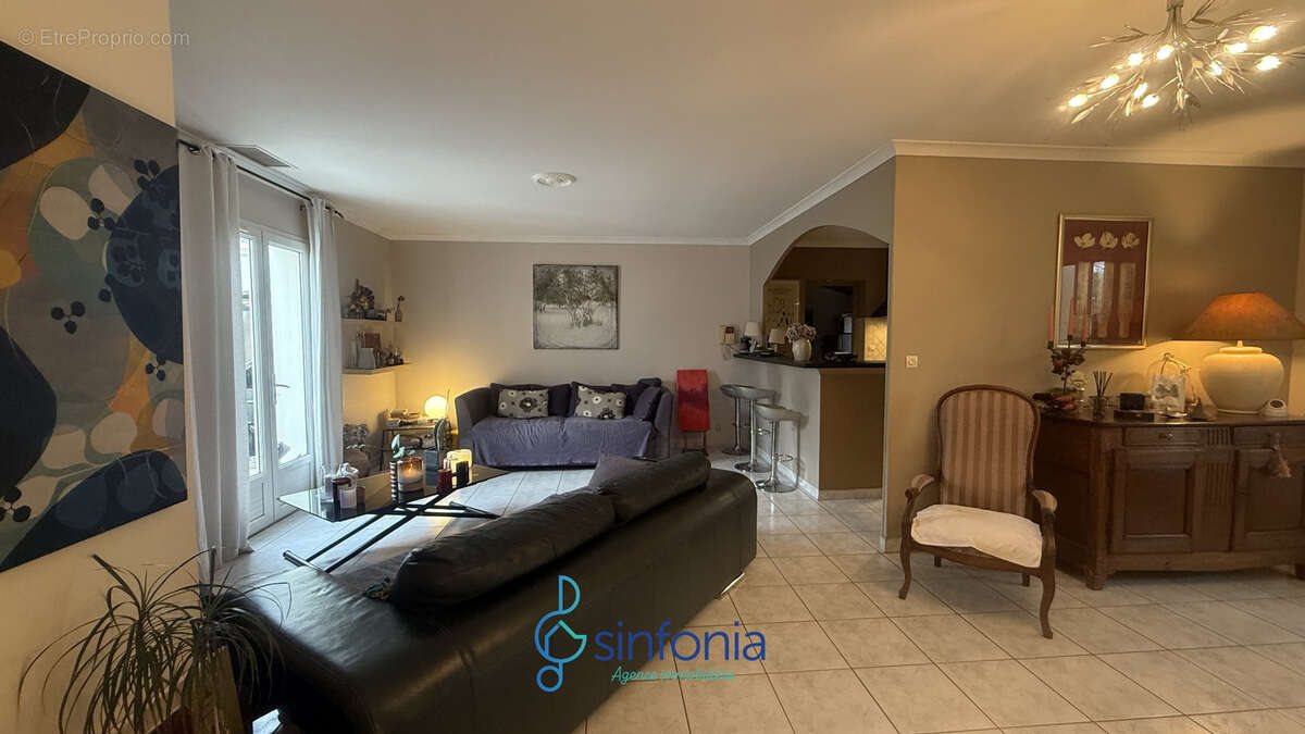 Maison à ARPAILLARGUES-ET-AUREILLAC