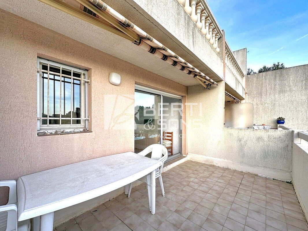 Appartement à THEOULE-SUR-MER