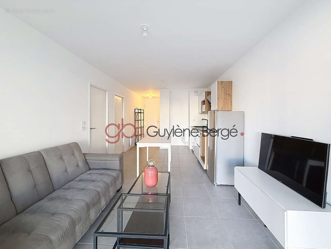 Appartement à MAUGUIO