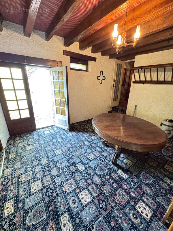 Maison à EGREVILLE
