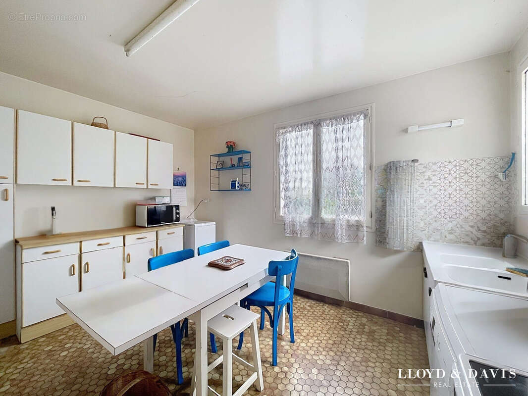 Maison 120 m² à Royan  - photo 6