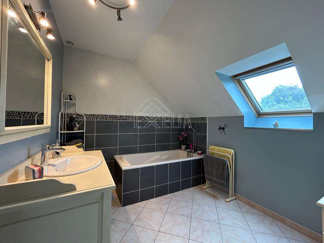 Superbe Propriété  6 pièces 130 m²  4 chambres à Buchelay - photo 14