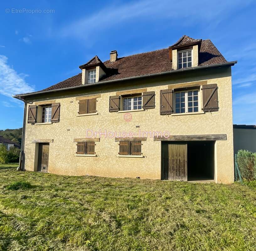 Maison à GAGNAC-SUR-CERE