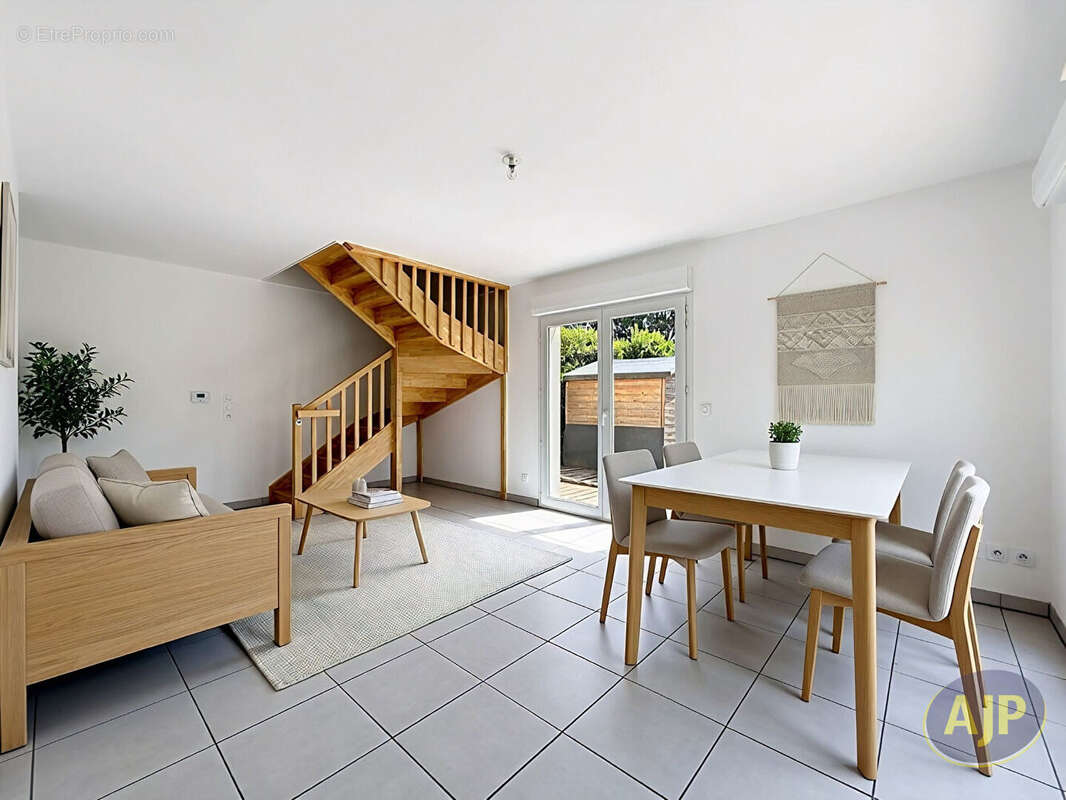 Appartement à LANTON