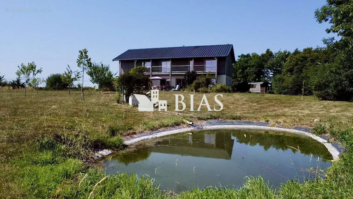 Maison à SAINT-AUBIN-LE-GUICHARD