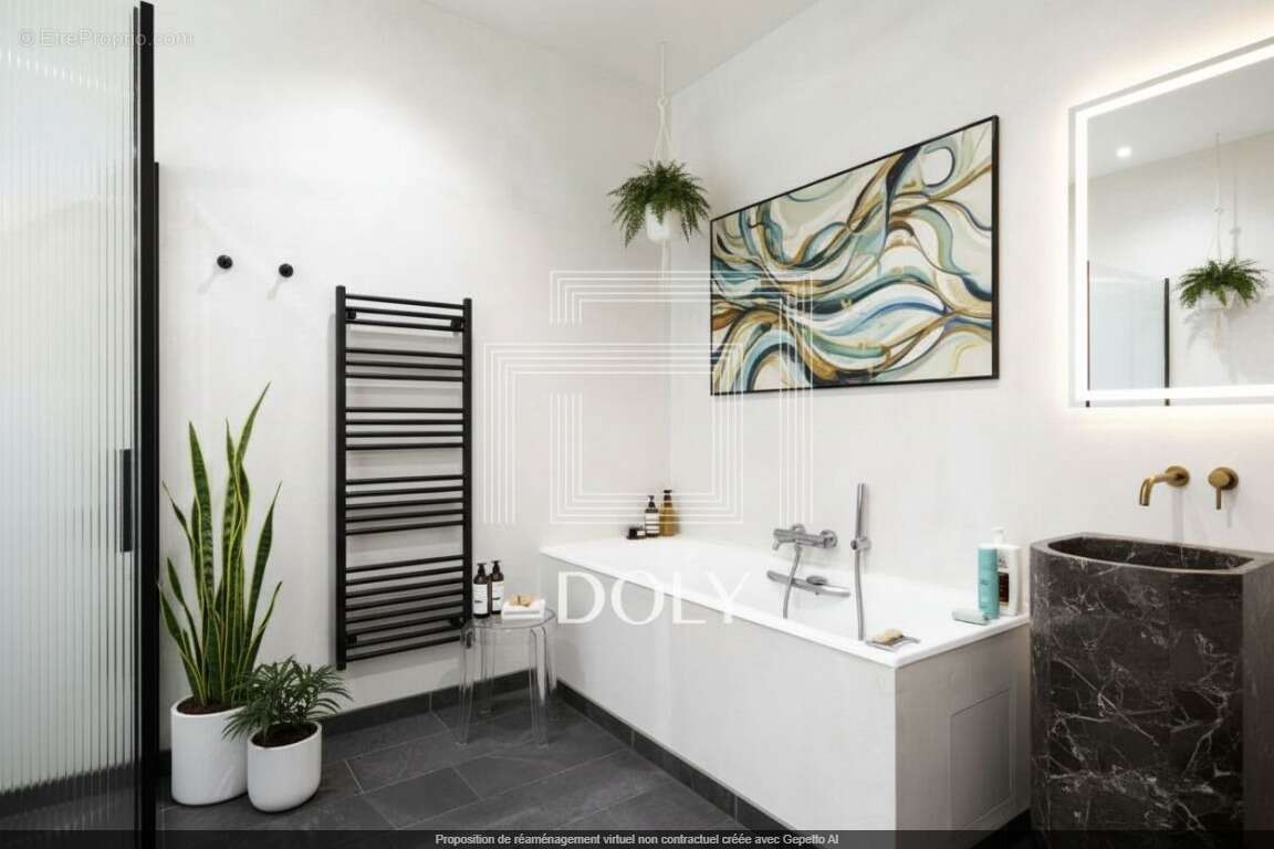 Appartement à PARIS-18E