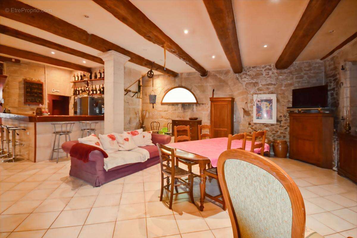 Maison à SAINT-BONNET-DU-GARD