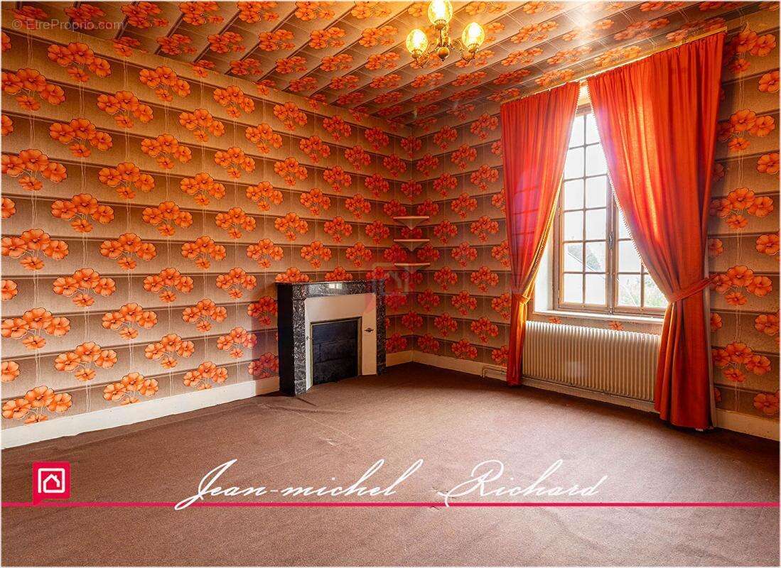 Maison à NOYERS-SUR-CHER