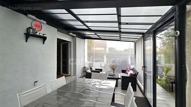 Maison à BALLANCOURT-SUR-ESSONNE