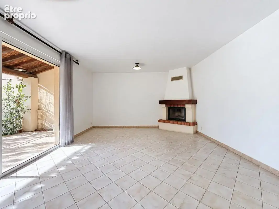 VIlleneuve les Avignon VIlla 110m² 4 pièces double garage - photo 3