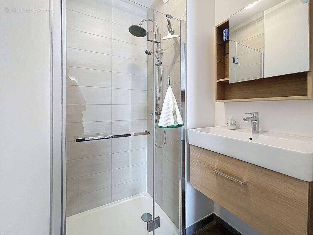 Maison à LE TOUR-DU-PARC