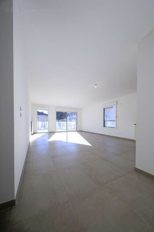 Appartement à DIVONNE-LES-BAINS