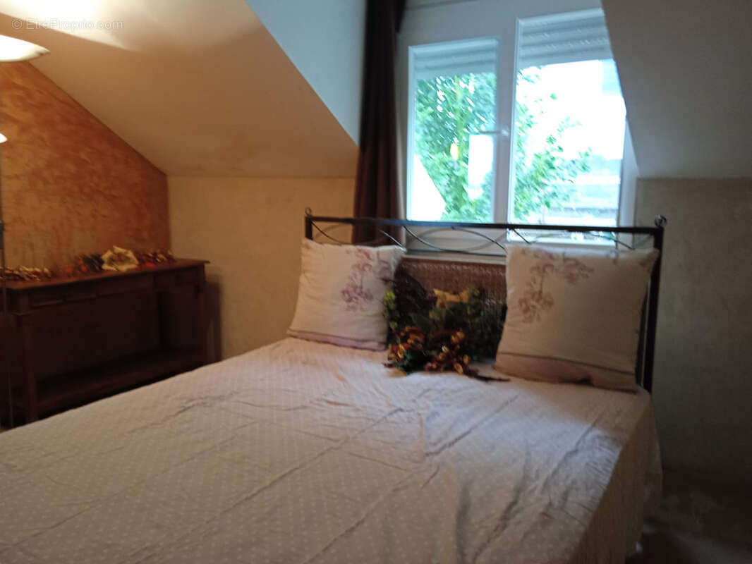 MAISON F7/8  - 180 m2 - Terrain 1200 m2 - BDN SAINTE CLOTILDE (97490) - photo 13
