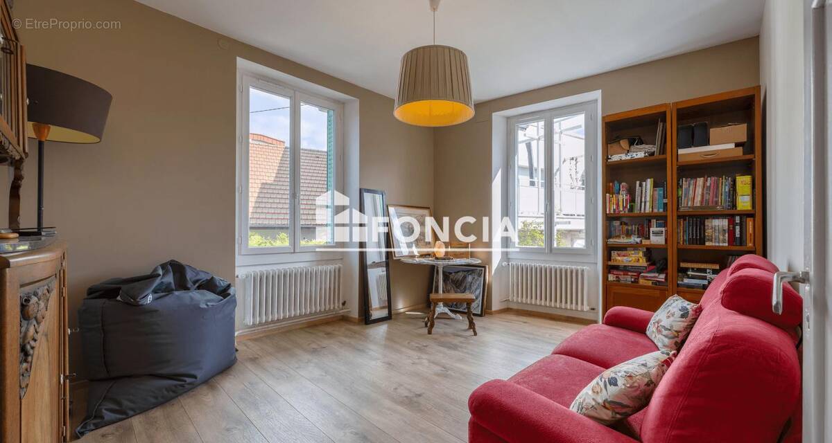 Appartement à AIX-LES-BAINS