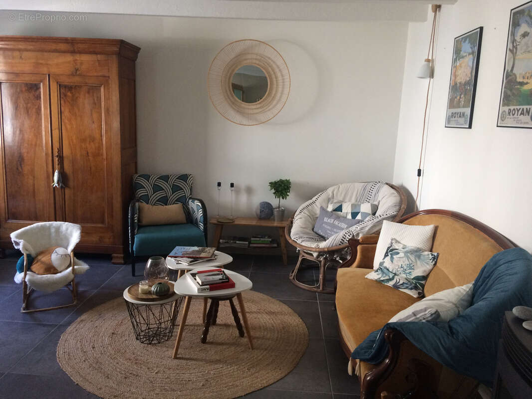 Maison à MORTAGNE-SUR-GIRONDE