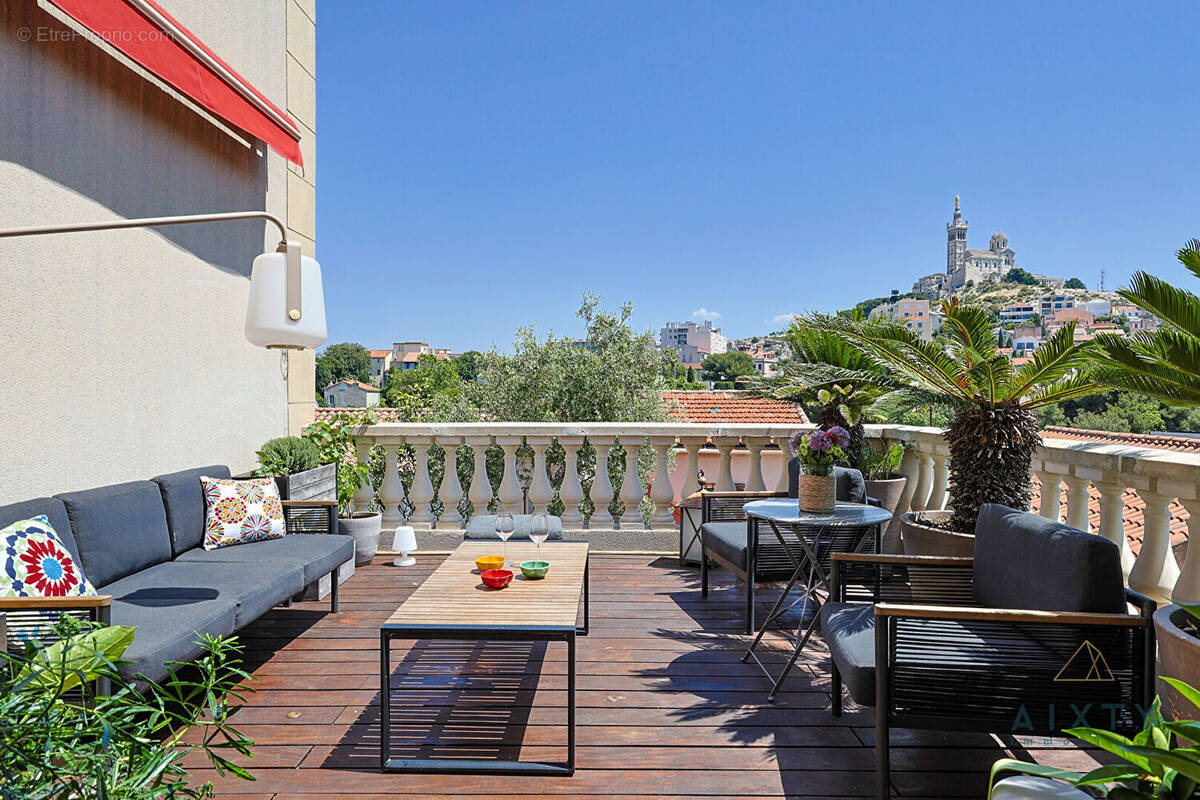 Appartement à MARSEILLE-7E