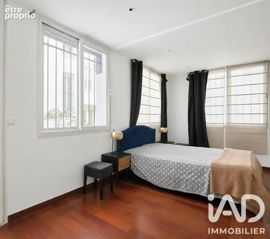 Photo 1 - Appartement à PARIS-15E