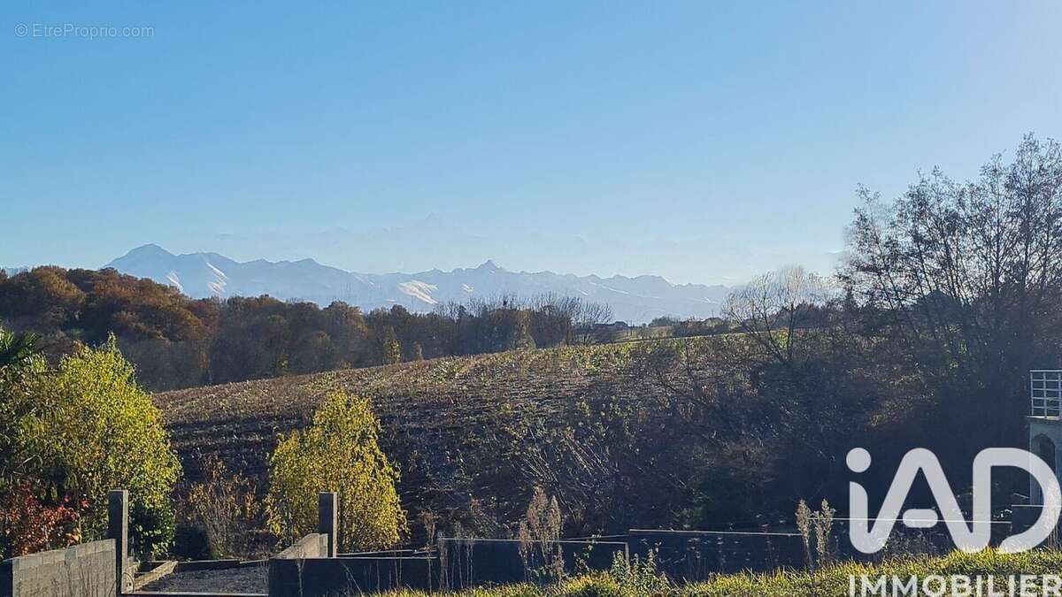 Terrain 1683 m² à Oleac-Debat  - photo 4