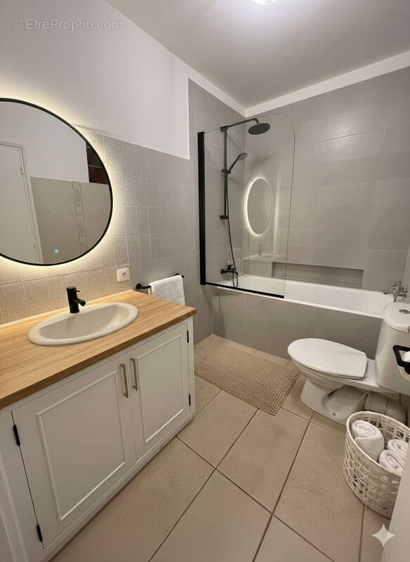 Appartement à VENCE