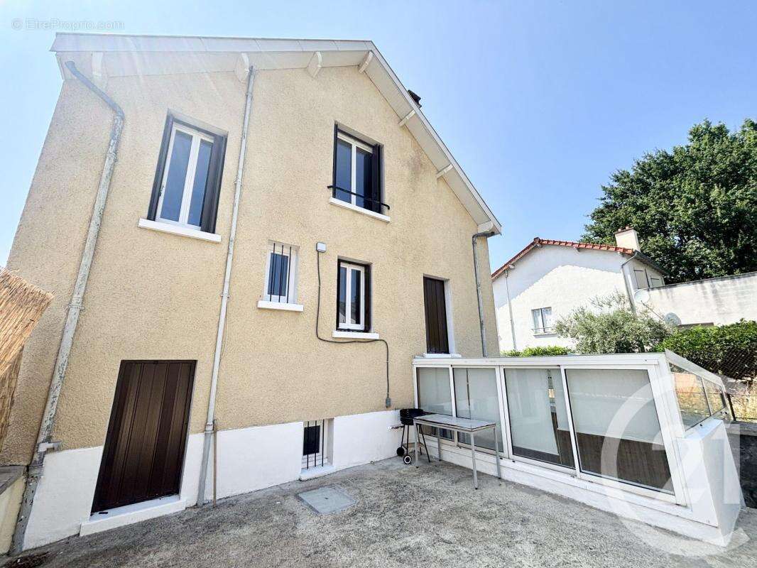 Maison 125 m² à Panazol  - photo 15