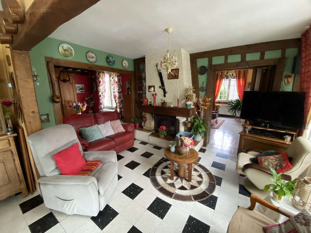 Maison à VALMONT