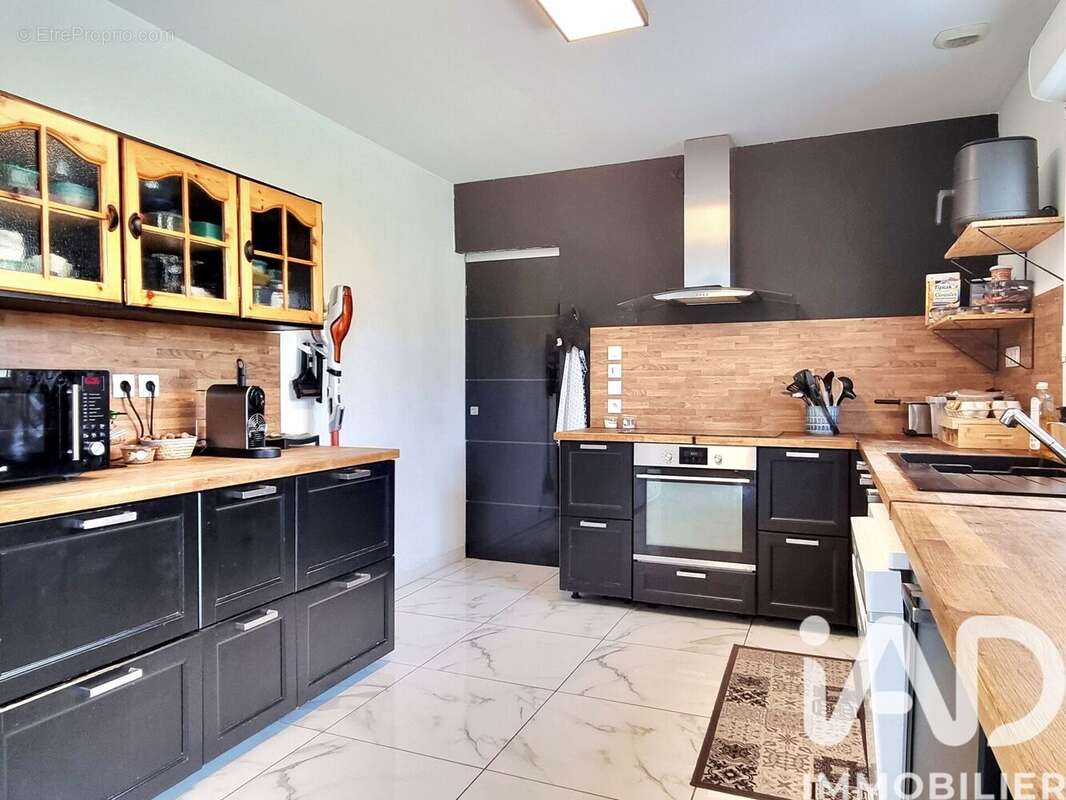 Maison 129 m² à Fresnay-L'eveque  - photo 2