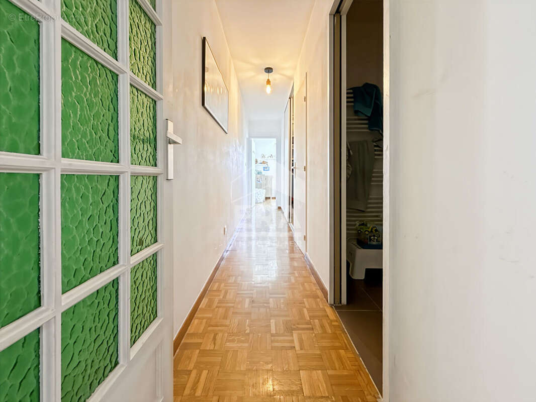 Appartement à MARSEILLE-12E