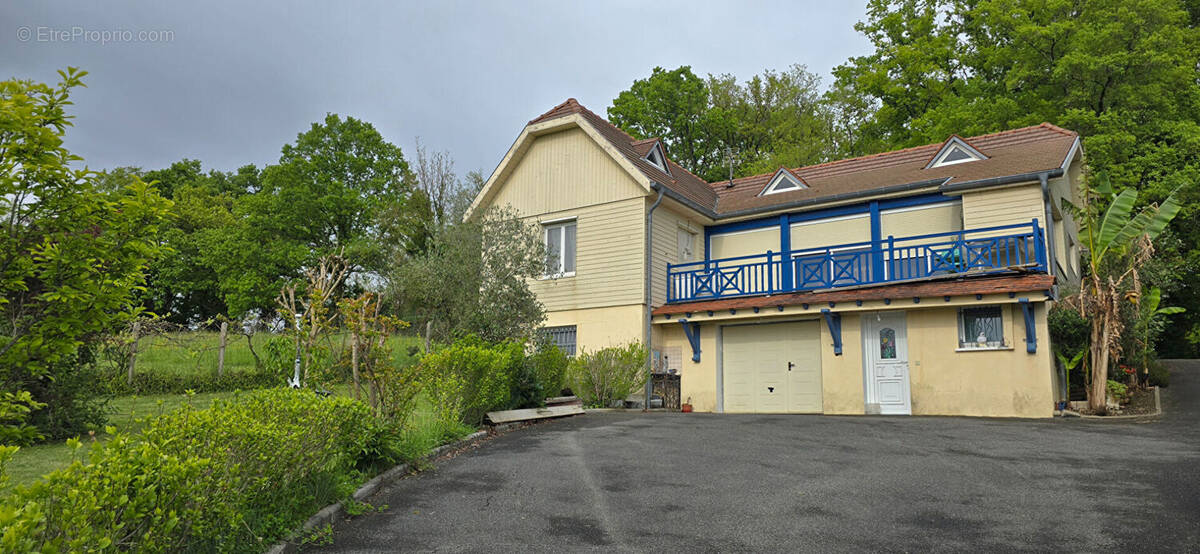 Maison à SALIES-DE-BEARN