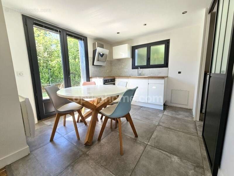 Maison à vendre 81 m² Proche de MAGNAC SUR TOUVRE (16) - photo 4