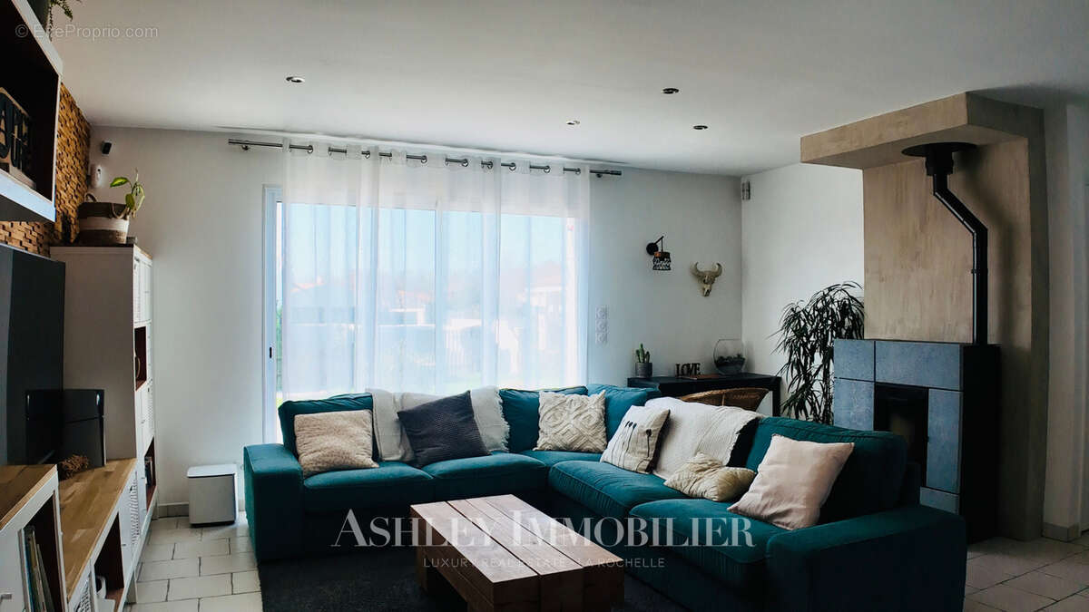 Maison à NUAILLE-D'AUNIS