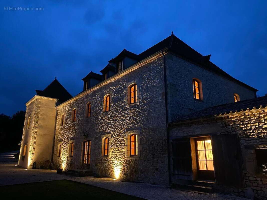 IMG9367 - Maison à SAINT-CYPRIEN